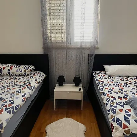 Appartement Lana Near The