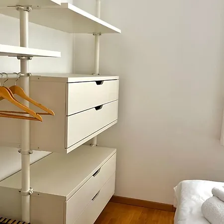 Lana Near The Διαμέρισμα *